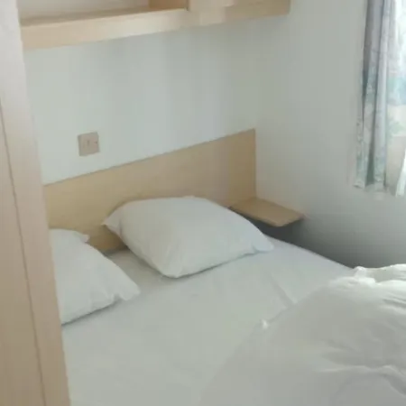 Mobil Place 26 * Villegusien-le-Lac